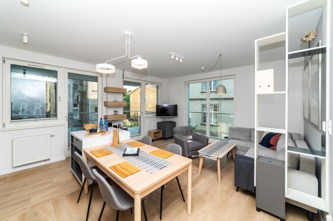 5O5 Deluxe By Oneapartments โซพอต ภายนอก รูปภาพ